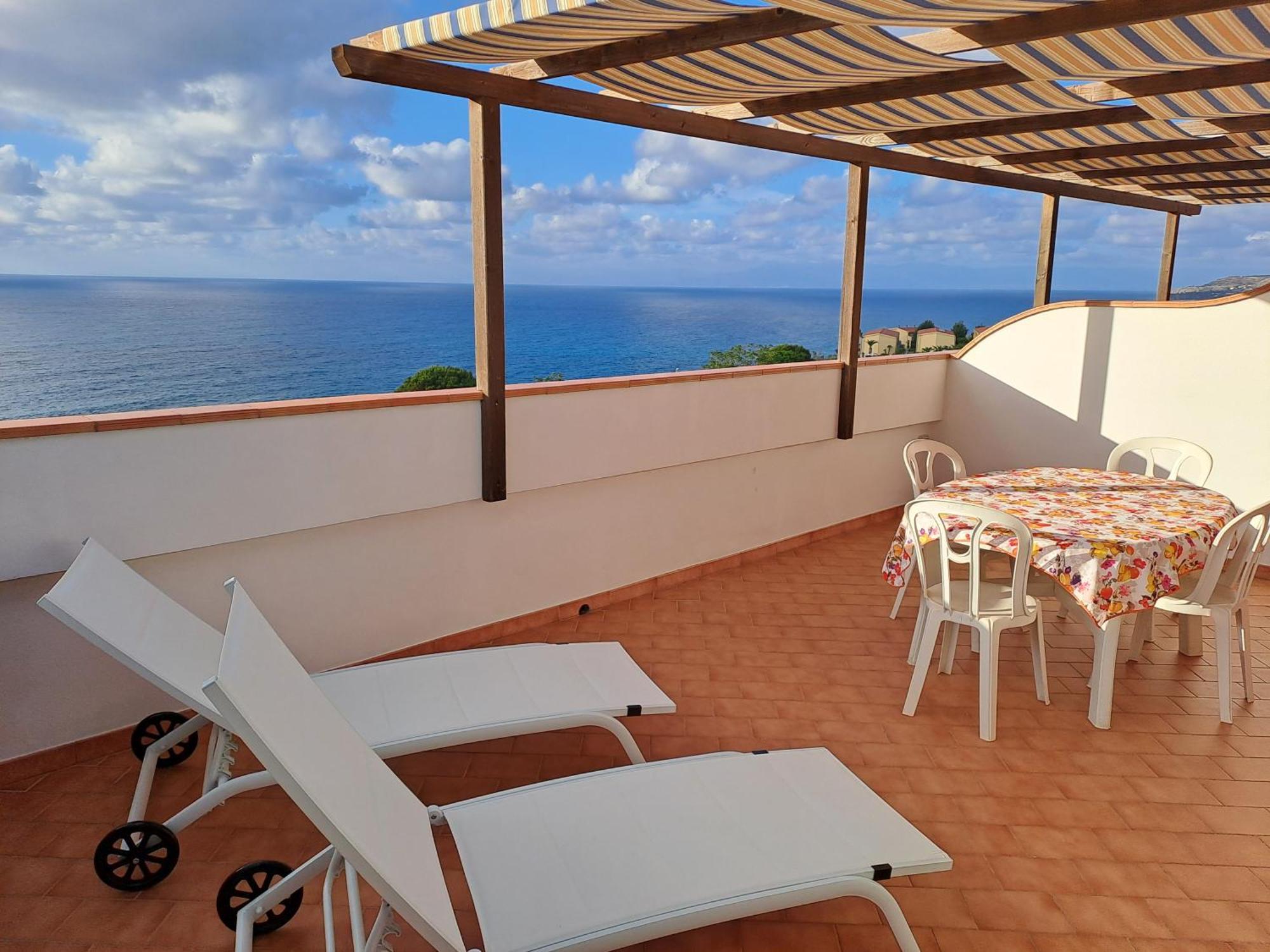 Terrazza Michelino Apartment Parghelia Luaran gambar