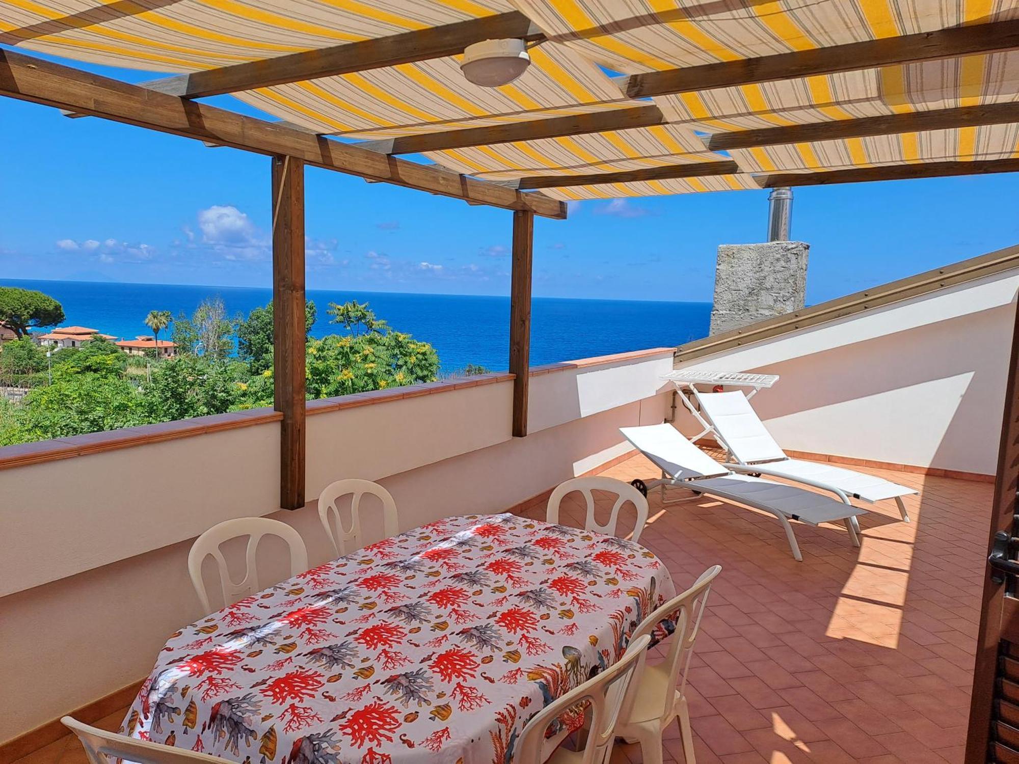 Terrazza Michelino Apartment Parghelia Luaran gambar